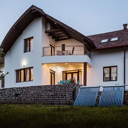 Thuild - Your World Of Leisure Targu Mures Luaran gambar