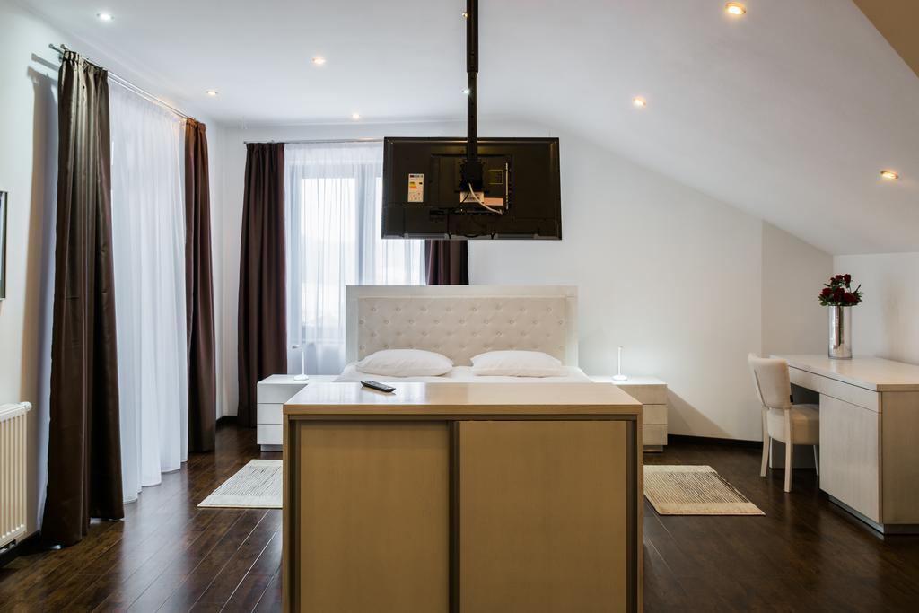 Thuild - Your World Of Leisure Targu Mures Luaran gambar