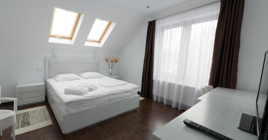 Thuild - Your World Of Leisure Targu Mures Luaran gambar